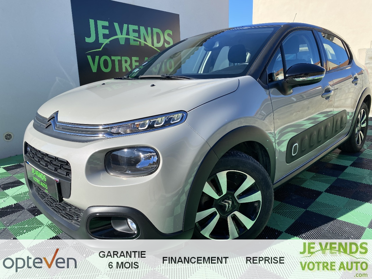 Citroën C3 Exclusive 1.4 75 ch 5 portes Garantie 6 mois à 5